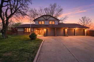 1 Valley View Dr, Goddard, KS 67052