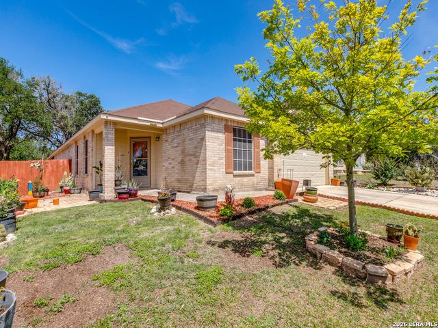 818 Creek Pebble, San Antonio, TX 78253