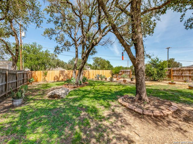 818 Creek Pebble, San Antonio, TX 78253