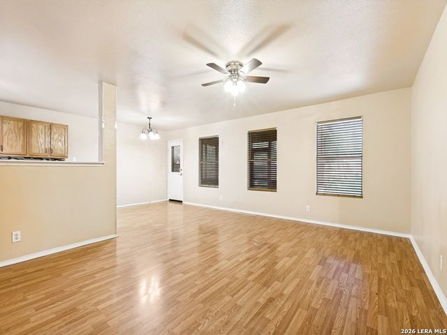 818 Creek Pebble, San Antonio, TX 78253