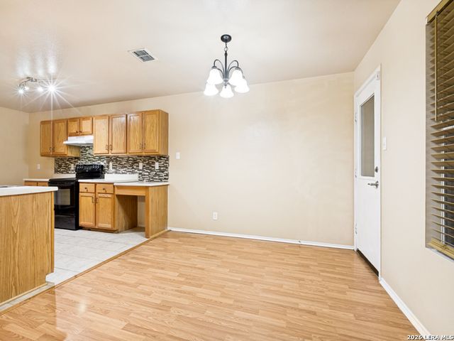 818 Creek Pebble, San Antonio, TX 78253