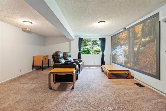 26625 Lake Forest Drive, Twin Peaks, CA 92391