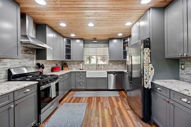 26625 Lake Forest Drive, Twin Peaks, CA 92391