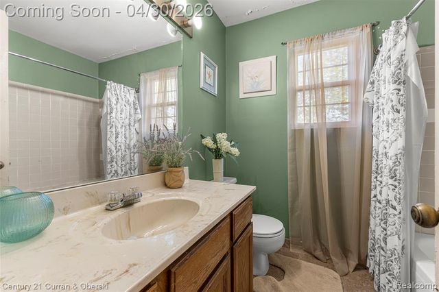 8095 S Huron River Drive, Ypsilanti, MI 48197