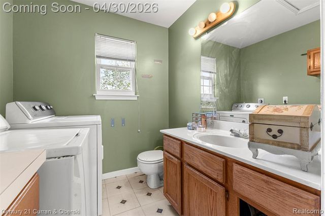 8095 S Huron River Drive, Ypsilanti, MI 48197