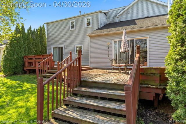 8095 S Huron River Drive, Ypsilanti, MI 48197