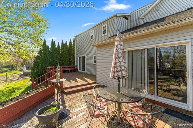 8095 S Huron River Drive, Ypsilanti, MI 48197