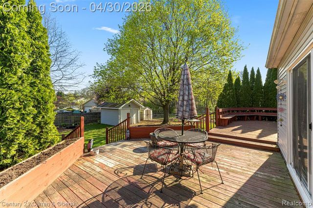 8095 S Huron River Drive, Ypsilanti, MI 48197