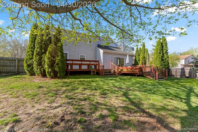 8095 S Huron River Drive, Ypsilanti, MI 48197