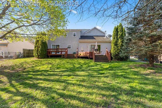 8095 S Huron River Drive, Ypsilanti, MI 48197
