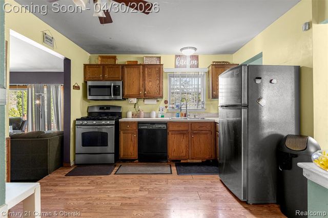 8095 S Huron River Drive, Ypsilanti, MI 48197