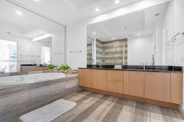 15811 Collins Ave 3407, Sunny Isles Beach, FL 33160
