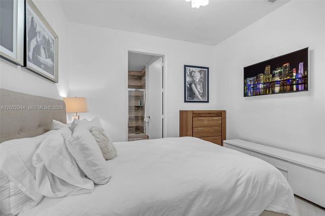15811 Collins Ave 3407, Sunny Isles Beach, FL 33160