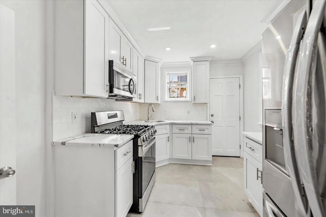 2241 N HANCOCK ST, Philadelphia, PA 19133