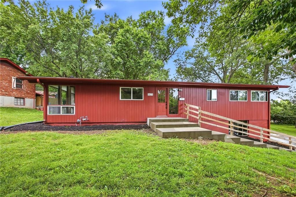 8625 E 73rd Terrace, Kansas City, MO 64133