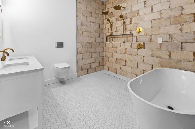 206 N Beville Avenue, Indianapolis, IN 46201