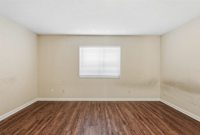 7717 Bermejo Road 1, Fort Worth, TX 76112