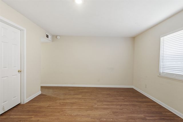 7717 Bermejo Road 1, Fort Worth, TX 76112