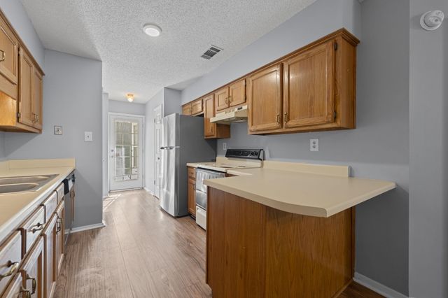 1612 SORGHUM MILL DR, Cordova, TN 38016