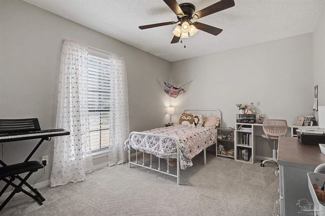 5121 Rowe Trl, Pace, FL 32571