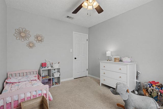 5121 Rowe Trl, Pace, FL 32571