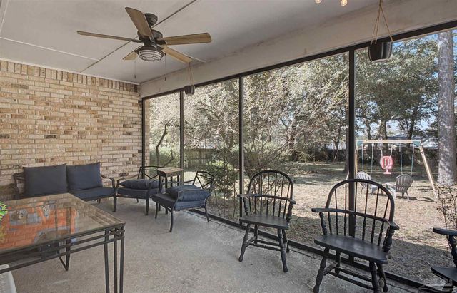 5121 Rowe Trl, Pace, FL 32571