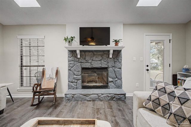 5121 Rowe Trl, Pace, FL 32571