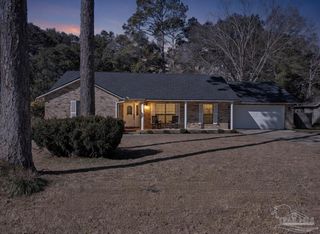 5121 Rowe Trl, Pace, FL 32571