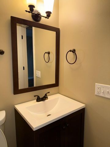 7831 89th Avenue N, Brooklyn Park, MN 55445