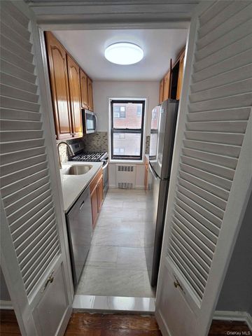 1 Fisher Drive 307, Mount Vernon, NY 10552