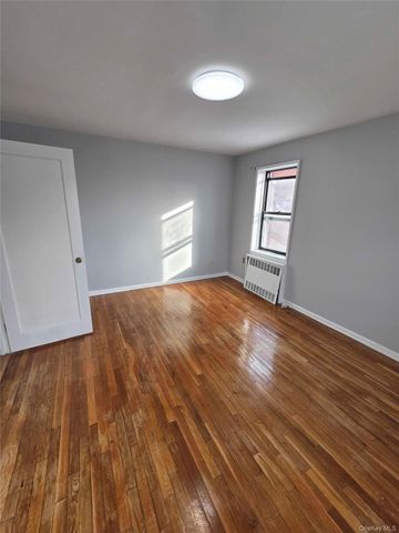 1 Fisher Drive 307, Mount Vernon, NY 10552