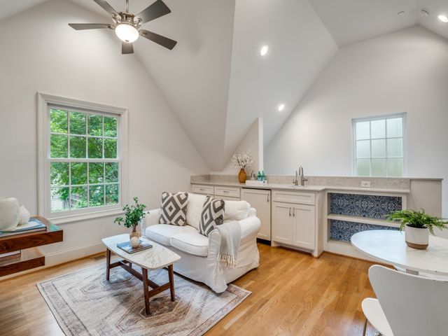 4561 Bordeaux Avenue, Highland Park, TX 75205