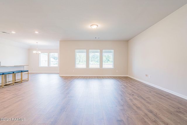 104 Grace View Drive, Lafayette, LA 70506