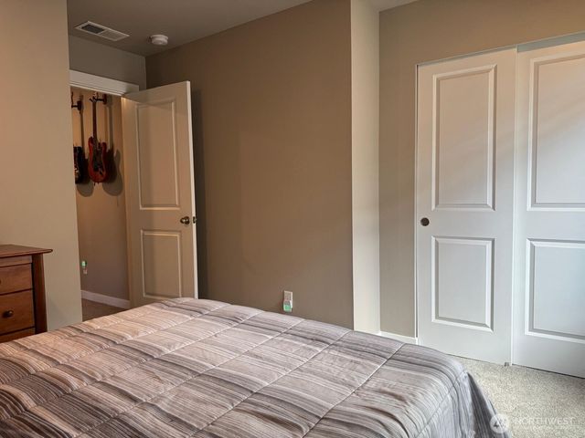 927 Vine Maple Street SE, Lacey, WA 98503