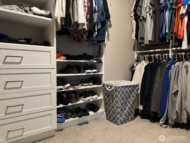 927 Vine Maple Street SE, Lacey, WA 98503