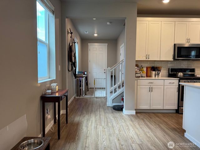 927 Vine Maple Street SE, Lacey, WA 98503