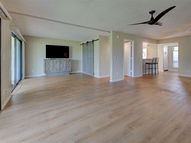 1036 BIRD BAY WAY 281, Venice, FL 34285