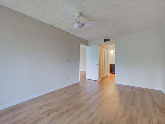 1036 BIRD BAY WAY 281, Venice, FL 34285