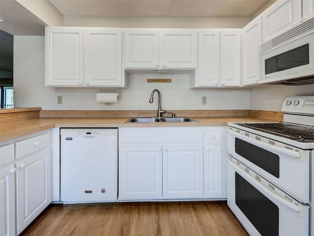 1036 BIRD BAY WAY 281, Venice, FL 34285