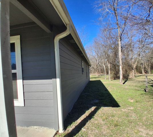 1102 Hemphill Street, Greenville, TX 75401