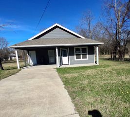 1102 Hemphill Street, Greenville, TX 75401