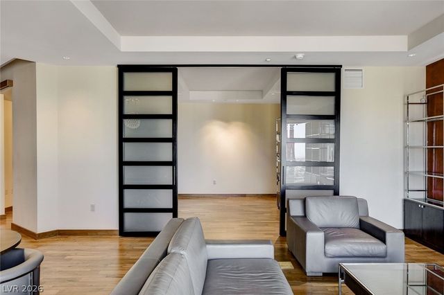 3750 South Las Vegas Boulevard 2707, Las Vegas, NV 89158