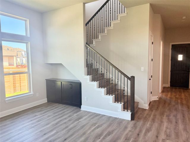 500 Bloomington LOOP, Hutto, TX 78634