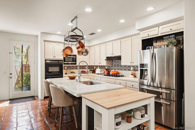 16521 4S Ranch Pkwy, San Diego, CA 92127