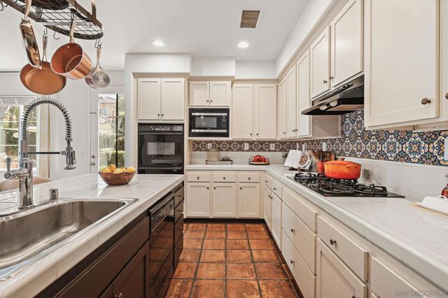 16521 4S Ranch Pkwy, San Diego, CA 92127