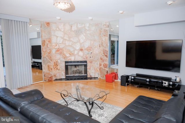 14011 REBECCA DR, Philadelphia, PA 19116