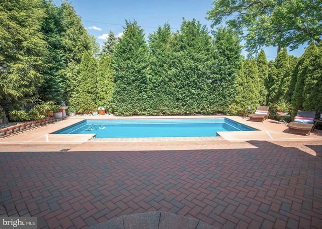 14011 REBECCA DR, Philadelphia, PA 19116