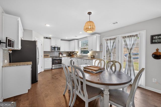 2587 Bear Paw Drive, Lawrenceville, GA 30043