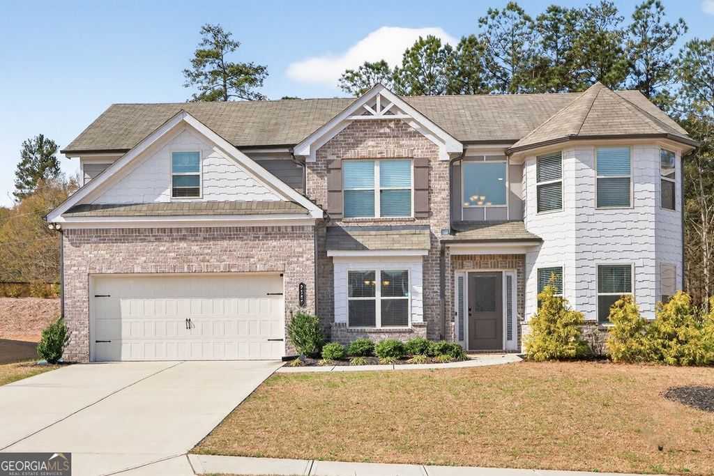 2587 Bear Paw Drive, Lawrenceville, GA 30043