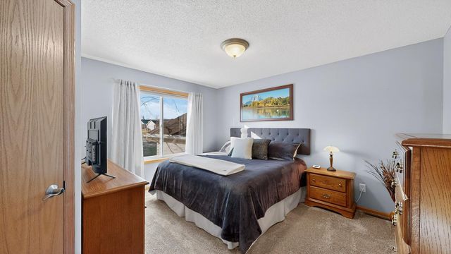 5576 51st Street NW, Rochester, MN 55901